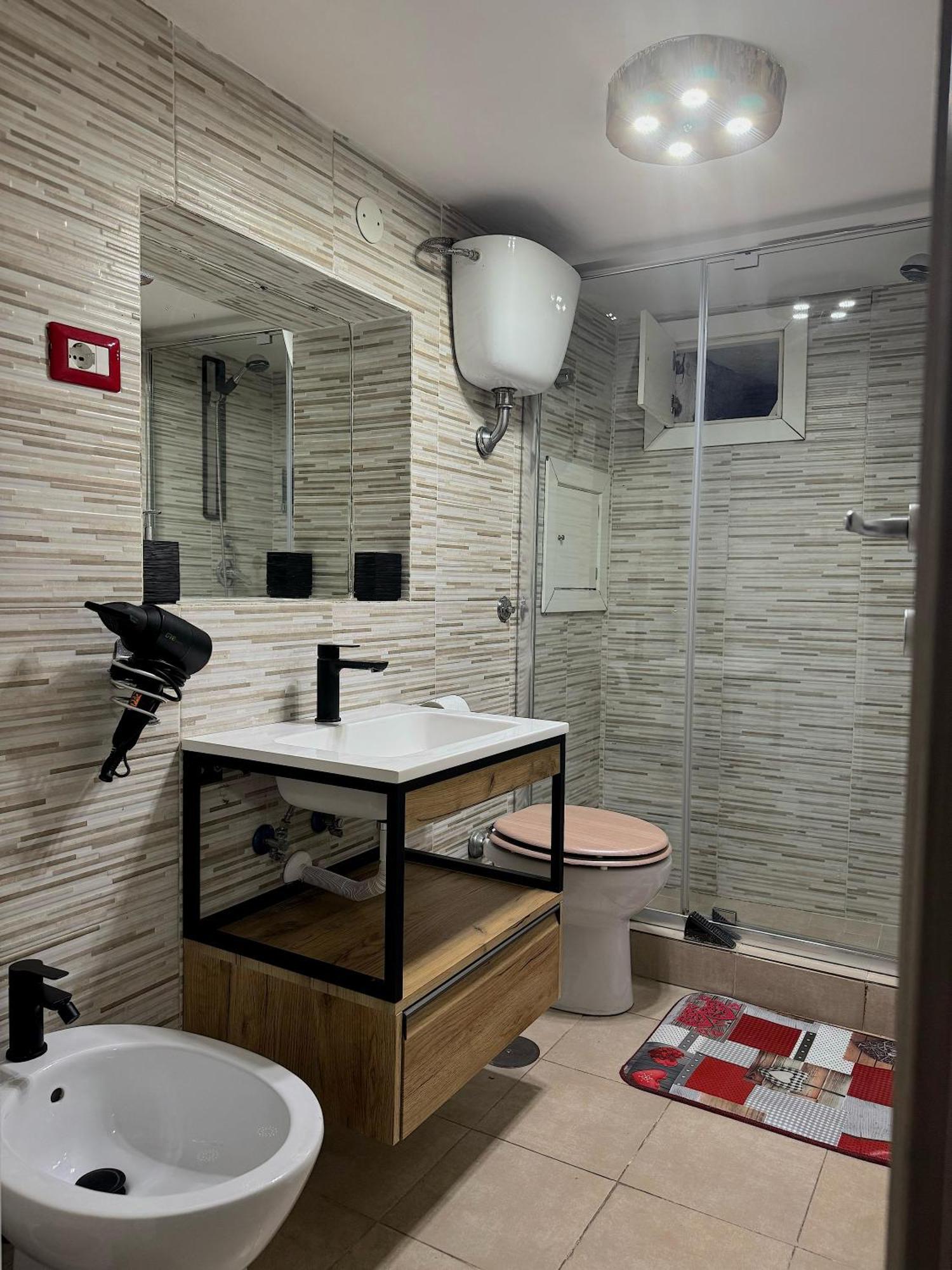 Frizzi & Lazzi House Appartement Napels Buitenkant foto